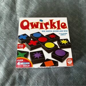 Qwirkle Strategy Board Game - Multicolor by